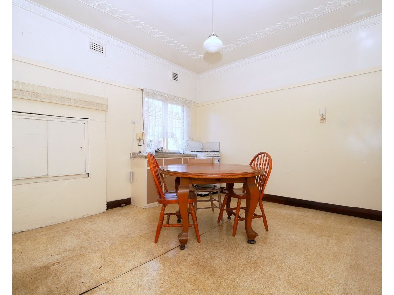 32 Petunia Avenue, Bankstown NSW 2200