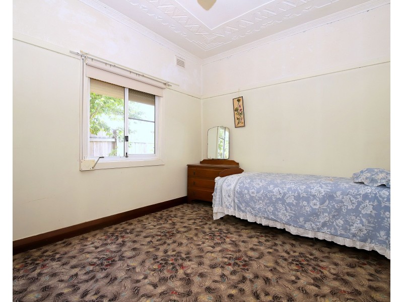 32 Petunia Avenue, Bankstown NSW 2200