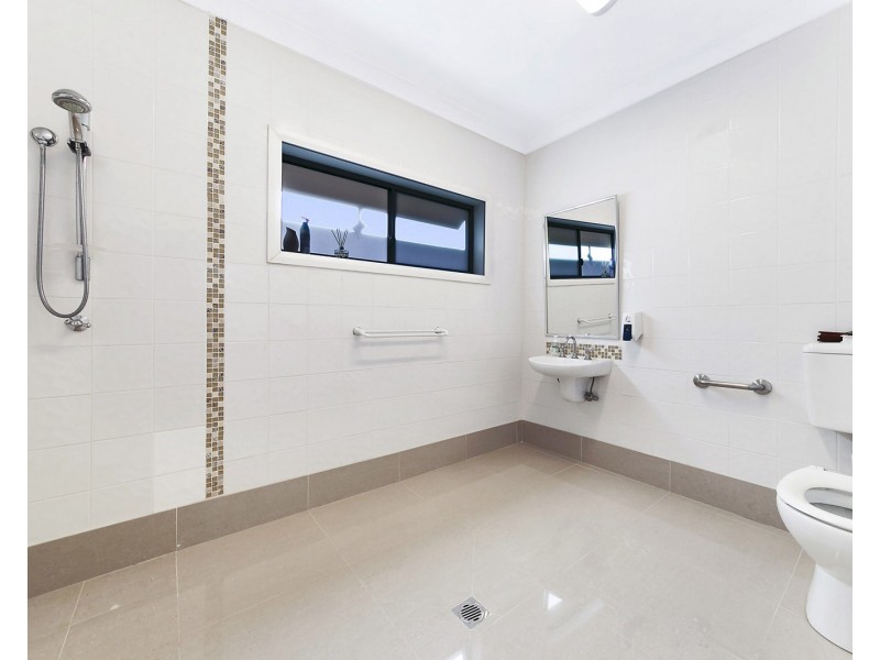 272 Waterloo Road, Greenacre NSW 2190