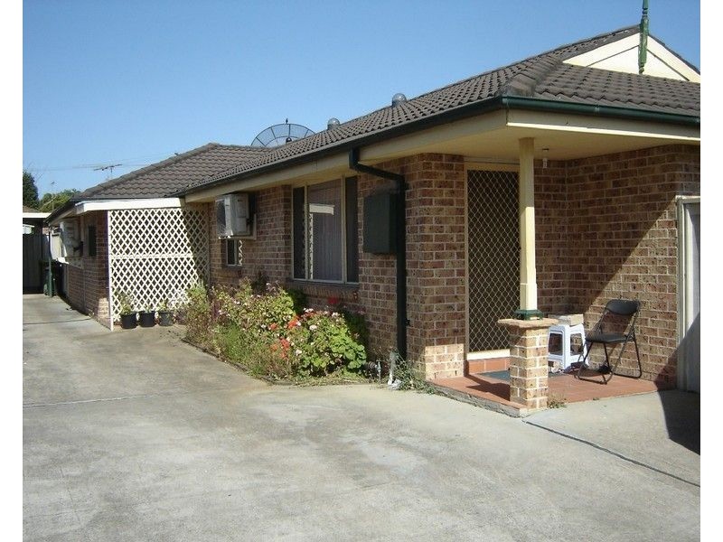 2/126 Orchard Road, Chester Hill NSW 2162