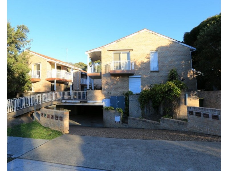 3/178 Greenacre Road, Bankstown NSW 2200