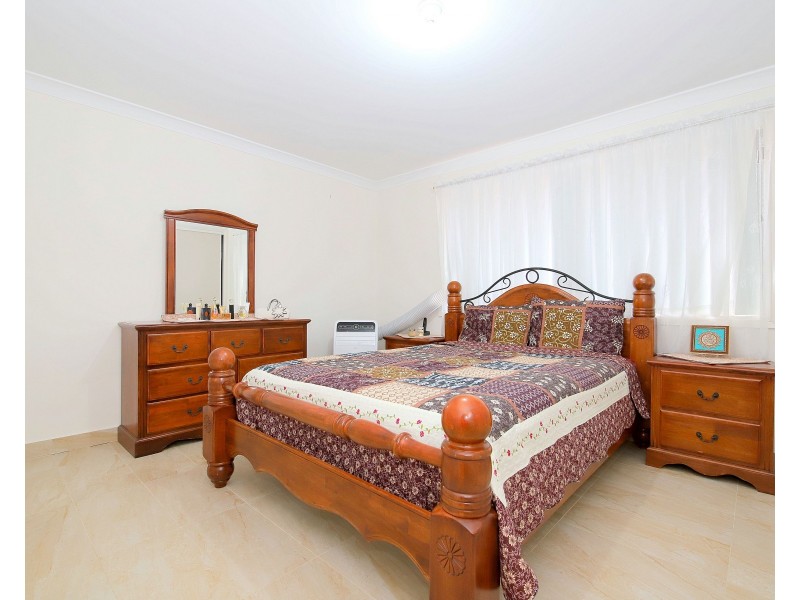 5/19 Balmoral Crescent, Georges Hall NSW 2198