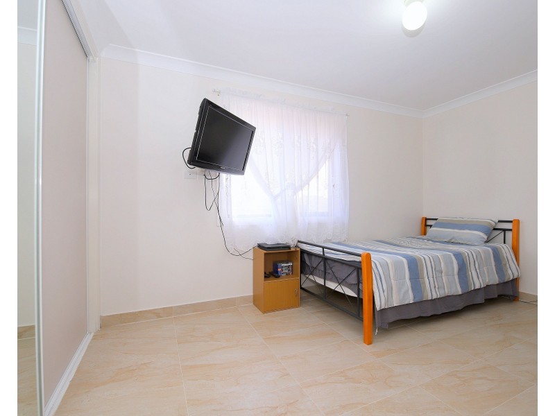 5/19 Balmoral Crescent, Georges Hall NSW 2198