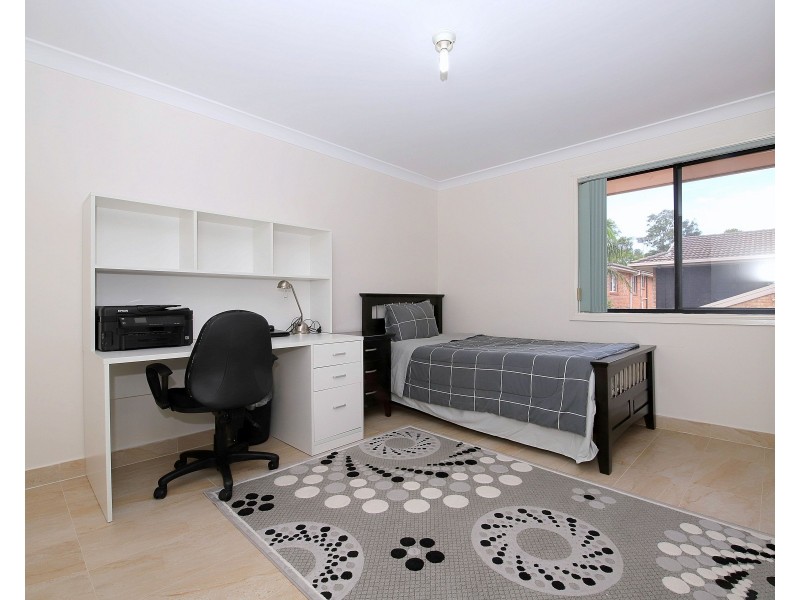 5/19 Balmoral Crescent, Georges Hall NSW 2198
