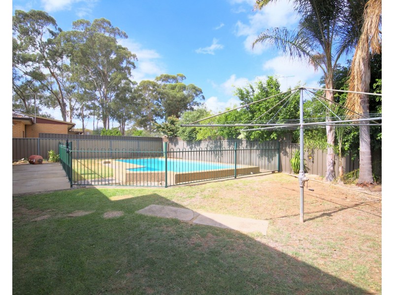 101 Birdwood Road, Georges Hall NSW 2198