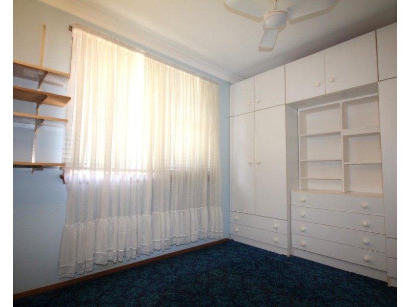 17 Enid Avenue, Roselands NSW 2196