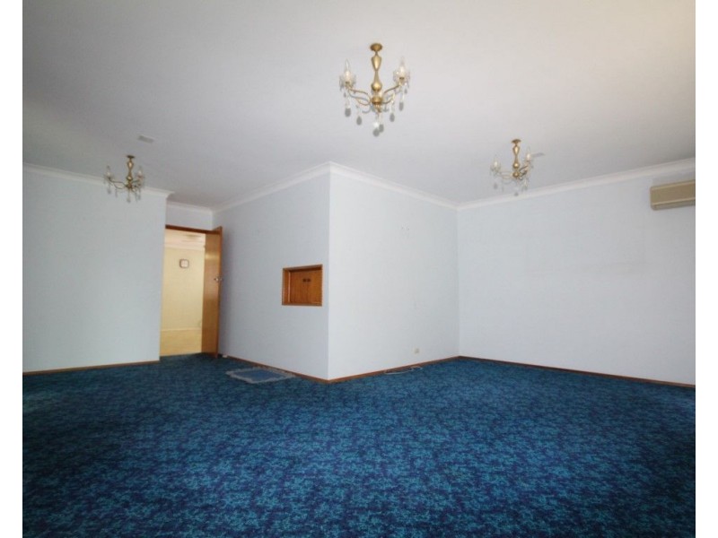 17 Enid Avenue, Roselands NSW 2196