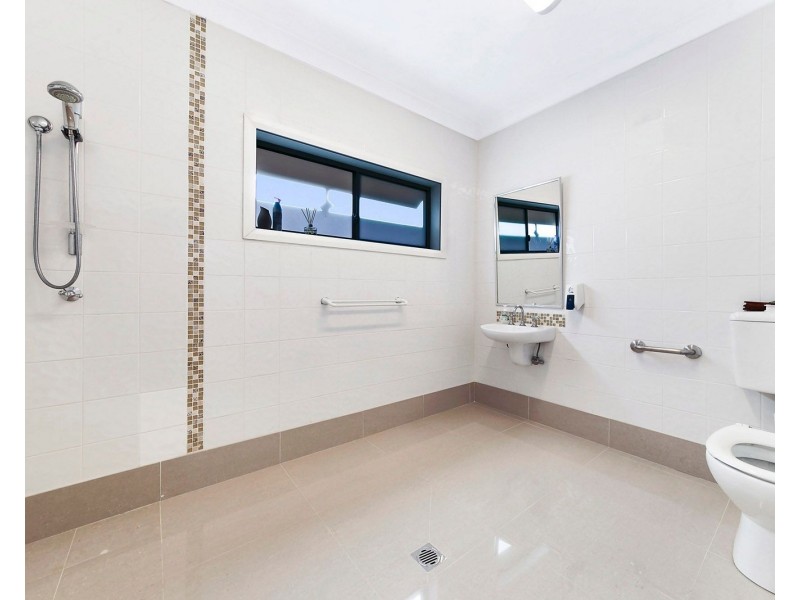 272 Waterloo Road, Greenacre NSW 2190