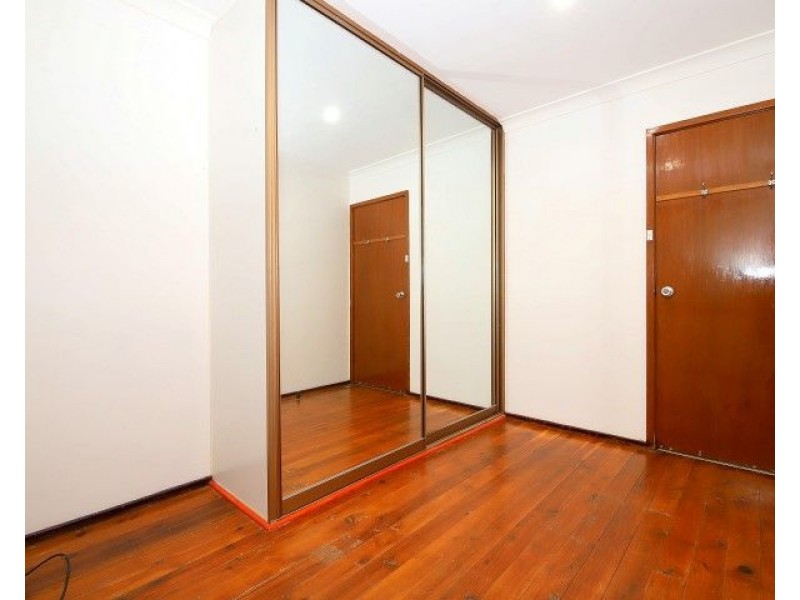 2 Hinkler Avenue, Condell Park NSW 2200