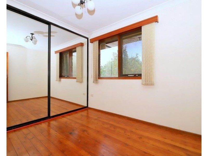 2 Hinkler Avenue, Condell Park NSW 2200