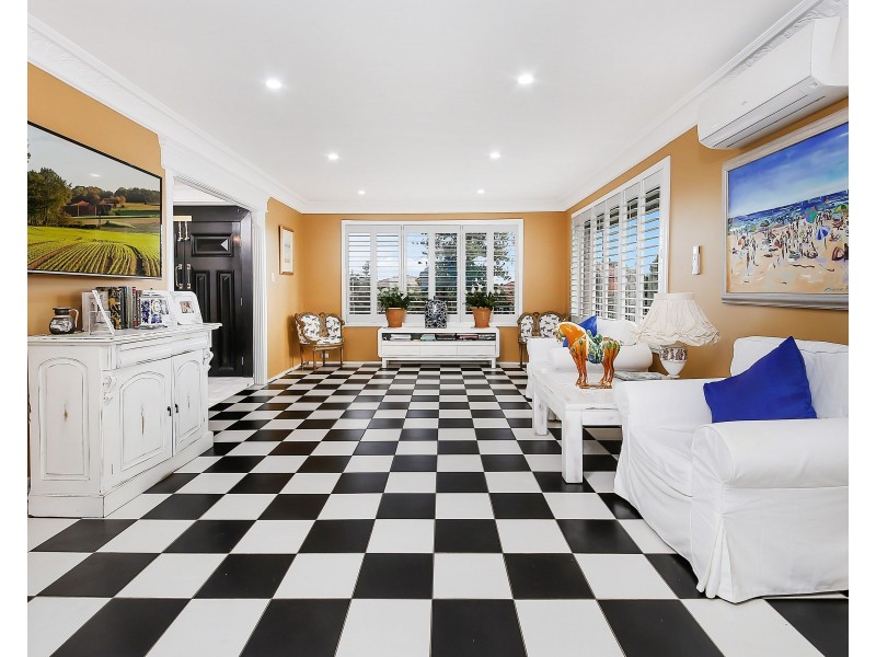 11 Boxley Crescent, Bankstown NSW 2200