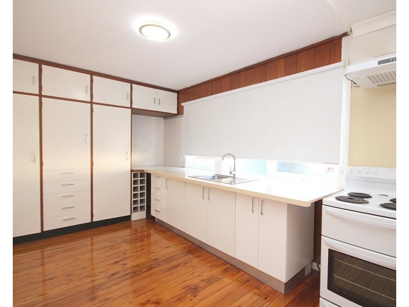 10 Winifred Street, Condell Park NSW 2200