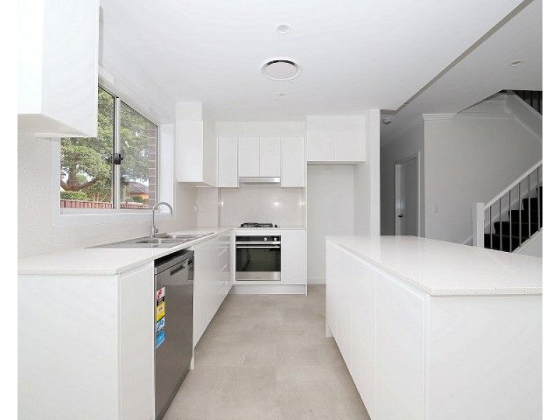 2/122 Hunter Street, Condell Park NSW 2200