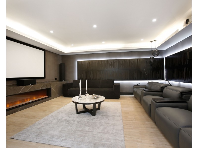83 Victor Avenue, Picnic Point NSW 2213