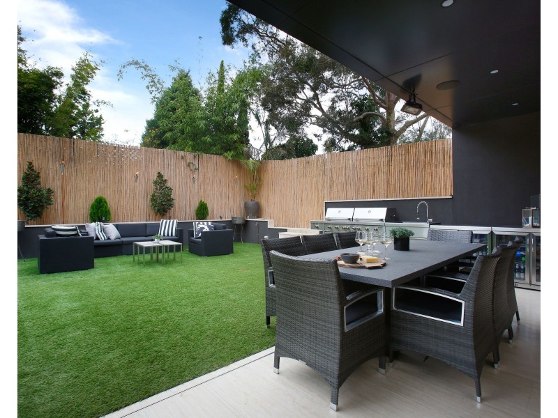 83 Victor Avenue, Picnic Point NSW 2213