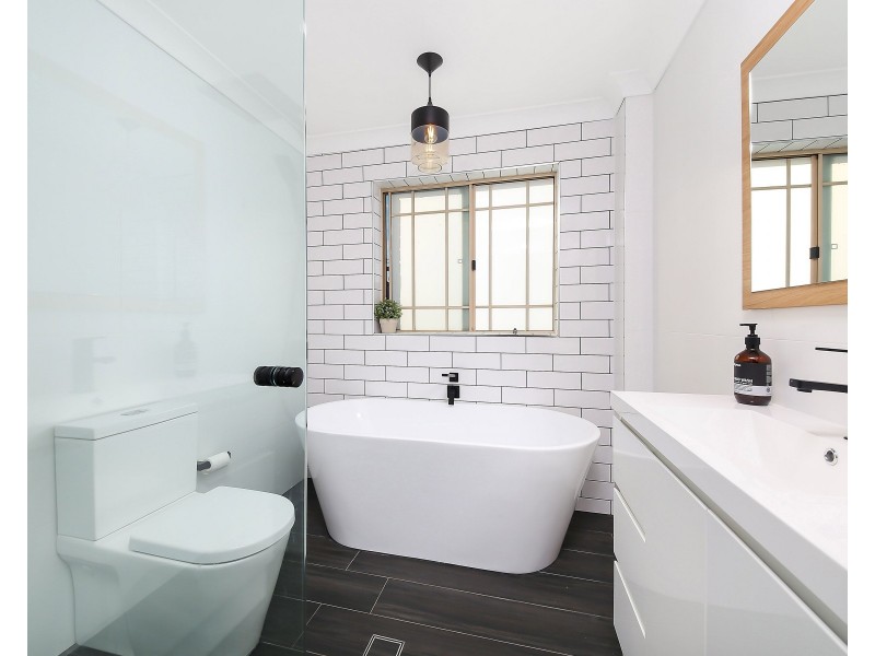 24/57 Bellevue Avenue, Georges Hall NSW 2198