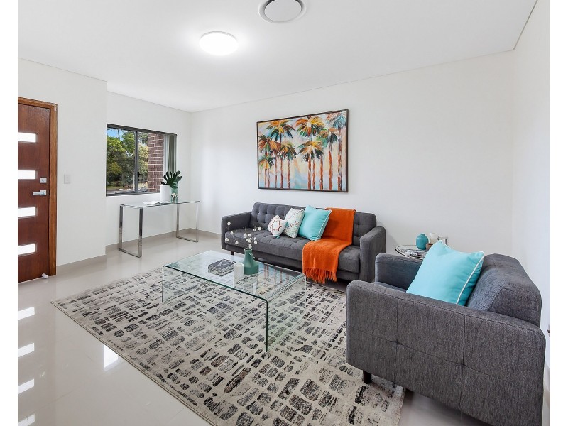 1 & 2/2-4 Rawson Road, Greenacre NSW 2190