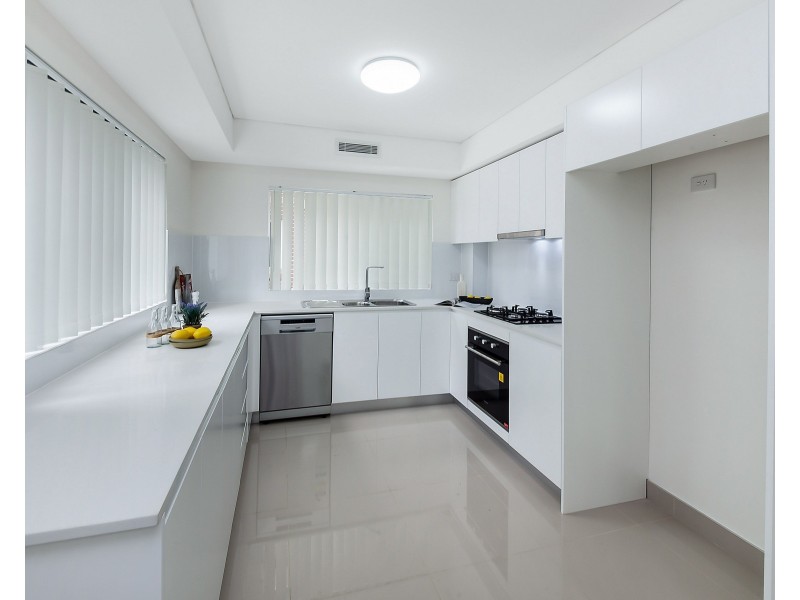 1 & 2/2-4 Rawson Road, Greenacre NSW 2190