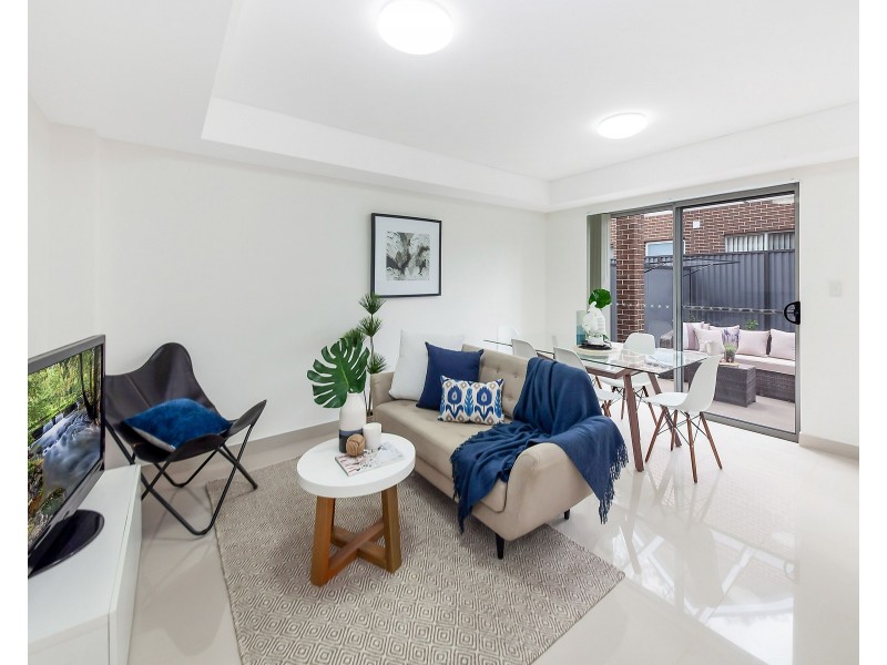1 & 2/2-4 Rawson Road, Greenacre NSW 2190