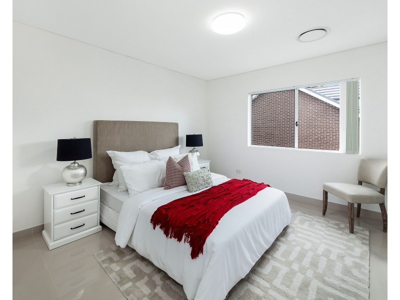 1 & 2/2-4 Rawson Road, Greenacre NSW 2190