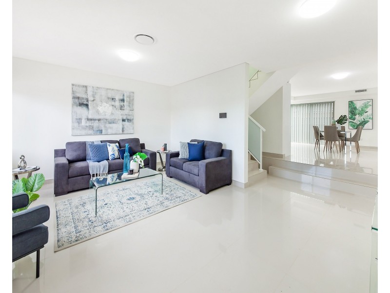 3/2-4 Rawson Road, Greenacre NSW 2190