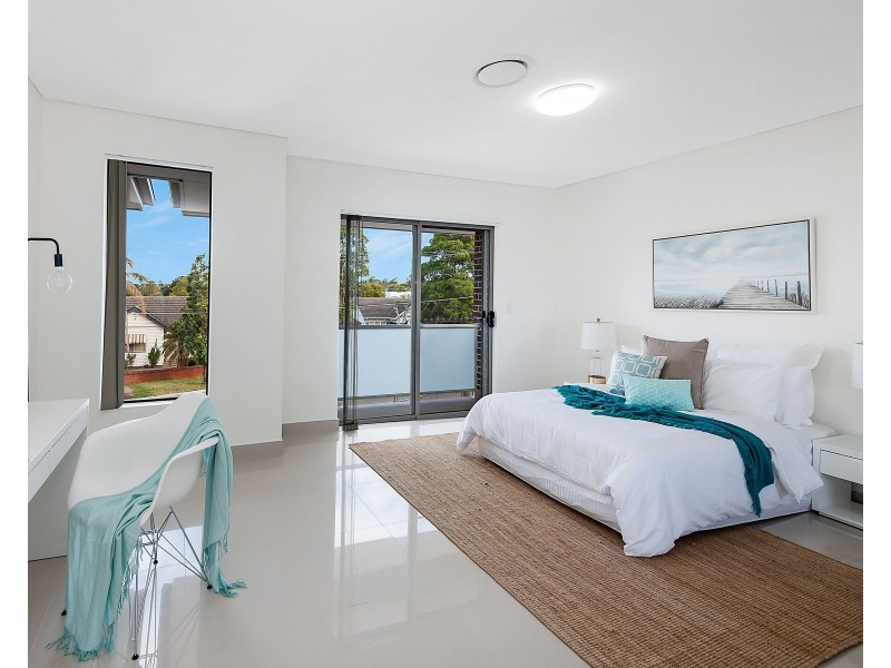 3/2-4 Rawson Road, Greenacre NSW 2190