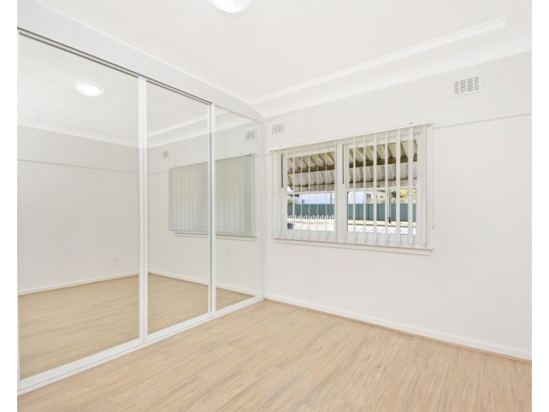 6 Prosper Street, Condell Park NSW 2200