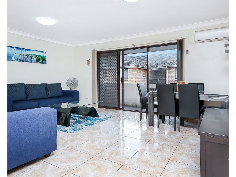 17/28 Weigand Avenue, Bankstown NSW 2200
