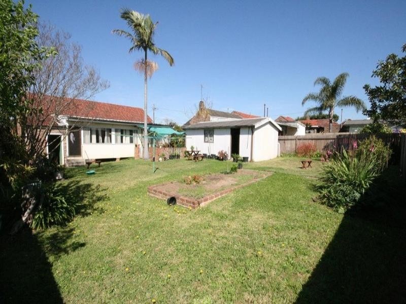 64 Mcmillian Street, Yagoona NSW 2199