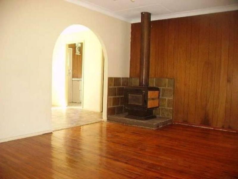 60 Amaroo Avenue, Georges Hall NSW 2198