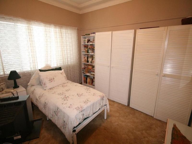 8 Spencer Street, Sefton NSW 2162