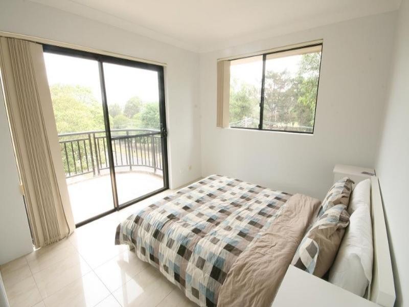 22/13 Gordon Street, Bankstown NSW 2200
