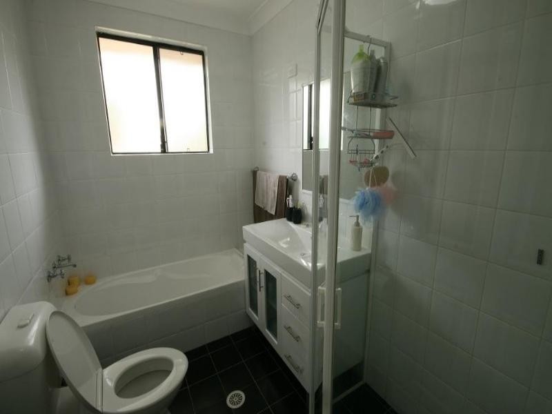 22/13 Gordon Street, Bankstown NSW 2200