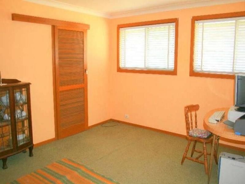 45 Caroline Crescent, Georges Hall NSW 2198