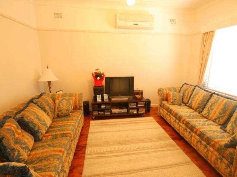 226 Wangee Road, Greenacre NSW 2190