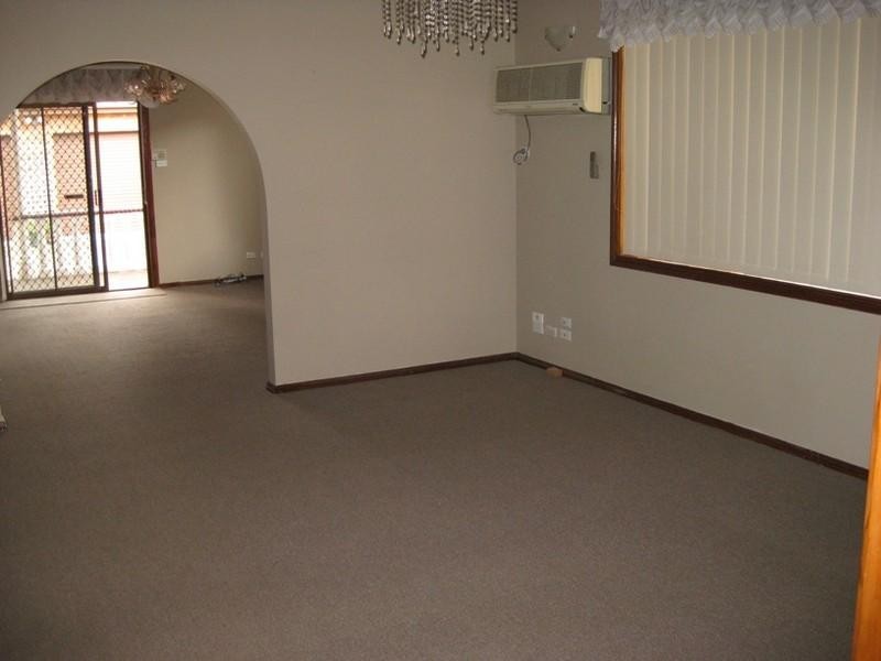 9 Cambridge Avenue, Bankstown NSW 2200