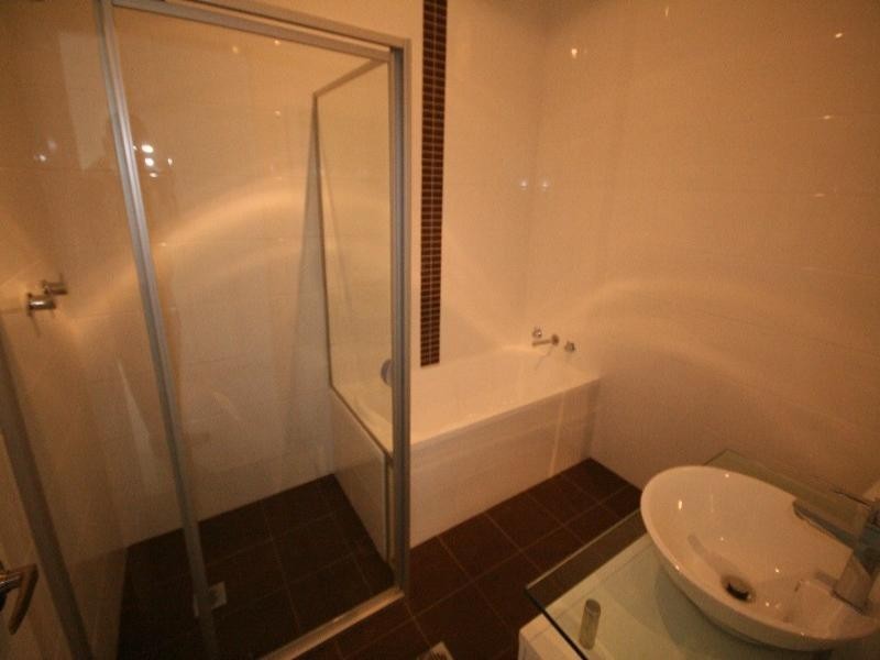 4/74 Napoleon Road, Greenacre NSW 2190