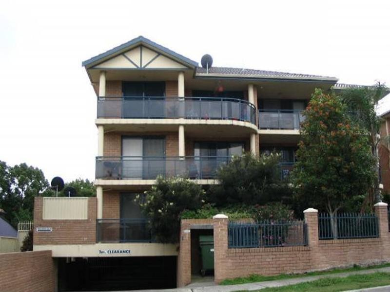 1/9-13 Myrtle Road, Bankstown NSW 2200