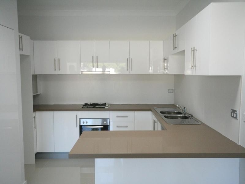 4/74 Napoleon Road, Greenacre NSW 2190