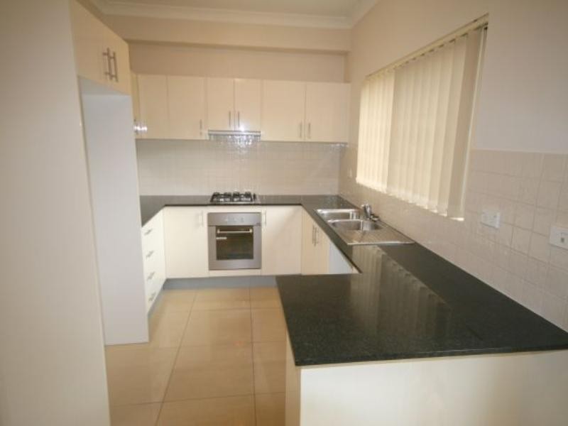 2/179 Mimosa Road, Greenacre NSW 2190