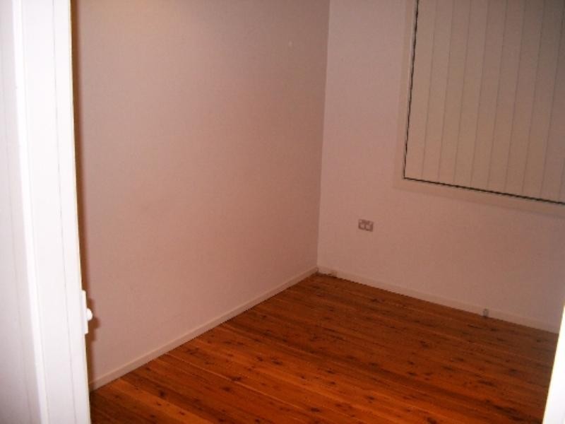 30 Oak Drive, Georges Hall NSW 2198