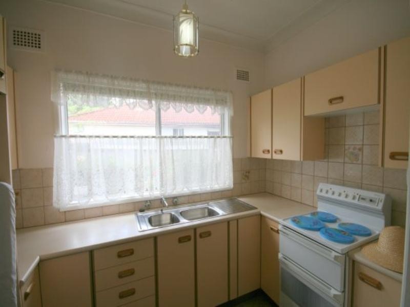 6 Warwick Street, Punchbowl NSW 2196