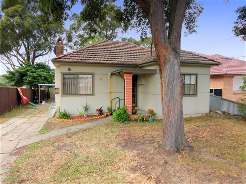 30 Birdsall Avenue, Condell Park NSW 2200