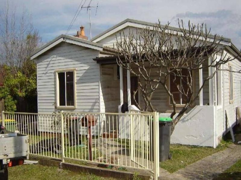 8 Edward Street, Bankstown NSW 2200