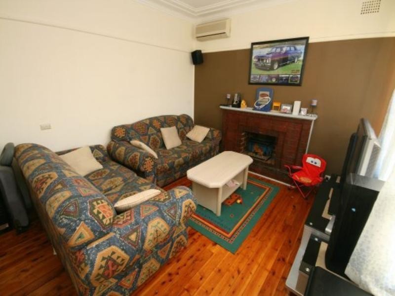 Mount Lewis NSW 2190