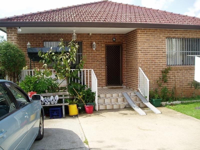 67B Henry Street, Punchbowl NSW 2196