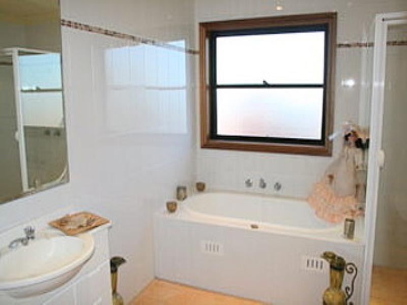 12A Simmat Avenue, Condell Park NSW 2200