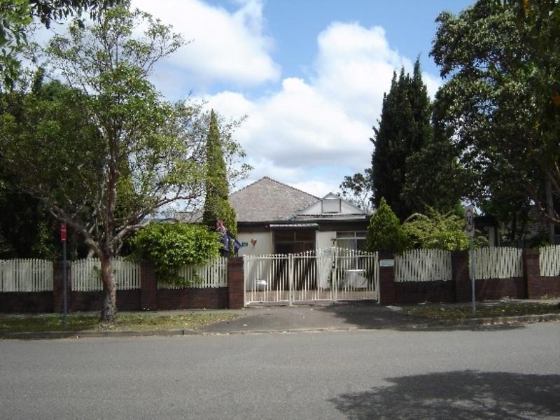 9 Chalmers Road, Strathfield NSW 2135