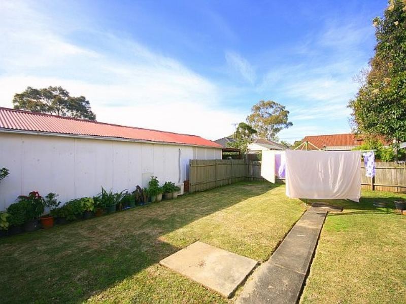 99 Gascoigne Road, Birrong NSW 2143
