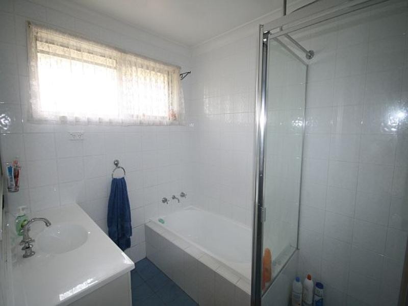 47 Sturt Avenue, Georges Hall NSW 2198